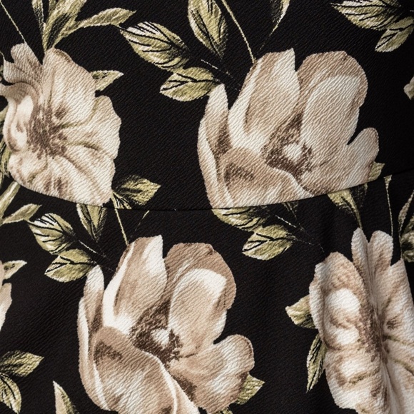 PLUS SIZE BLACK & BEIGE FLORAL MINI MIDI DRESS - Picture 3 of 5
